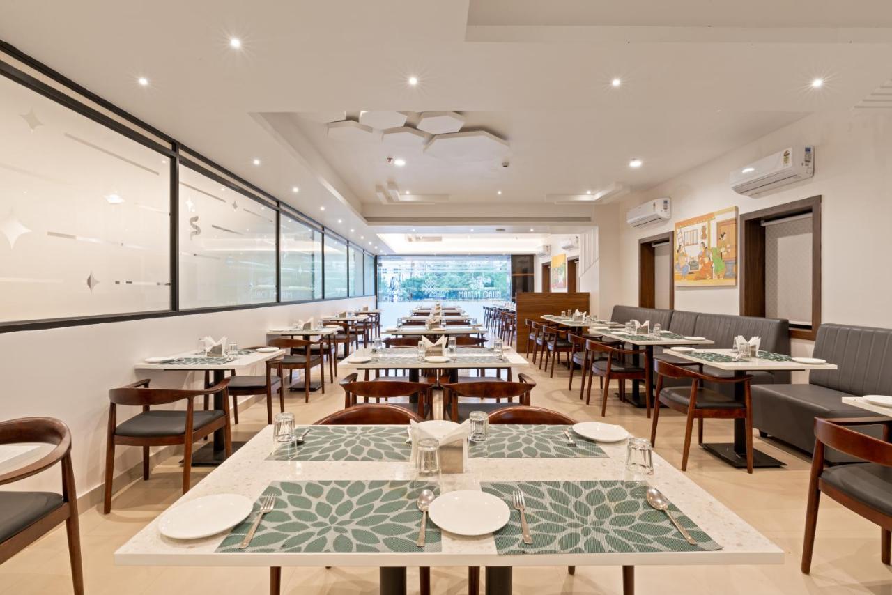 The Elite Hotel Hyderabad Exterior photo